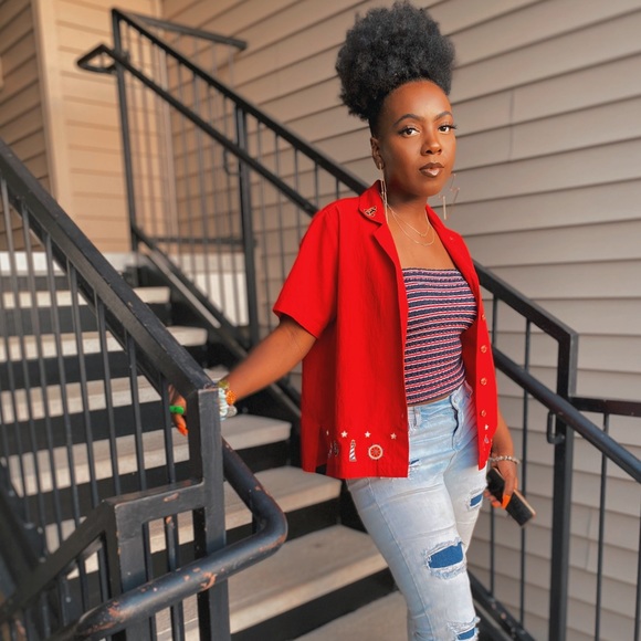 Meet Your Posher, Alexis 🌸 - Picture 9 of 12